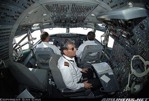 Boeing 707 Flight Deck | Pan Am Daughter | Pinterest | Decks, Pan am ...