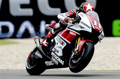 Motorcycle Racing Full HD Wallpaper and Background Image | 2500x1660 | ID:171110