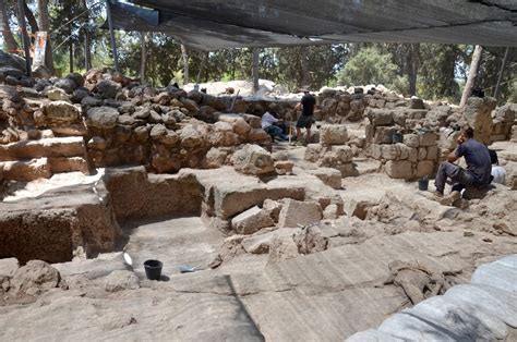 Long-Lost Tomb of Jewish 'Maccabee' Rebels Possibly Found | Live Science