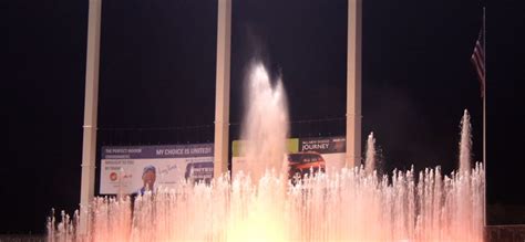 Kauffman Stadium Water Spectacular - Kansas City Fountain Tours