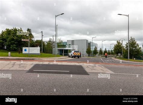 Apple ireland cork hi-res stock photography and images - Alamy