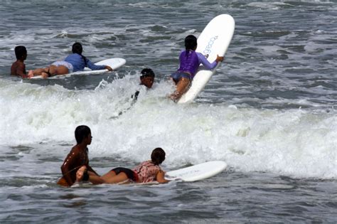 The Geek Travels: Surfing at Baler, Aurora