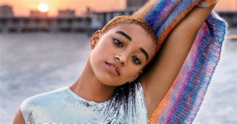 Amandla Stenberg Is a Superpowered Teen in The Darkest Minds Trailer ...