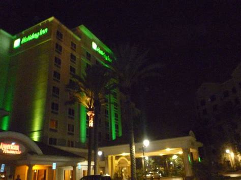 Holiday Inn Anaheim-Resort Area ($̶2̶0̶8̶) $112 - UPDATED 2017 Prices, Reviews & Photos (CA ...