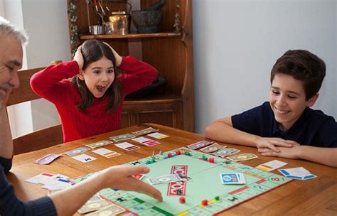 20 Ening And Fun Family Games To Play At Home