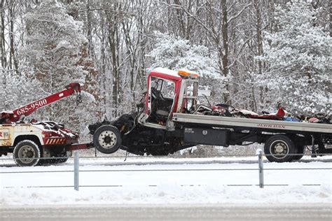 Deputies injured in crash on US-131 near Plainwell; Traffic shut down ...