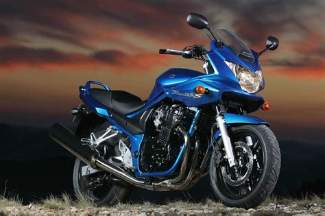 SUZUKI GSF650S Bandit (2004-2005) Specs, Performance & Photos ...