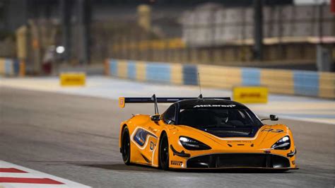 McLaren 720S GT3 background, Yellow McLaren 720S GT3, 1280x720, #23658