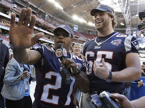 Super Bowl XLII Media Day - Photo 12 - CBS News