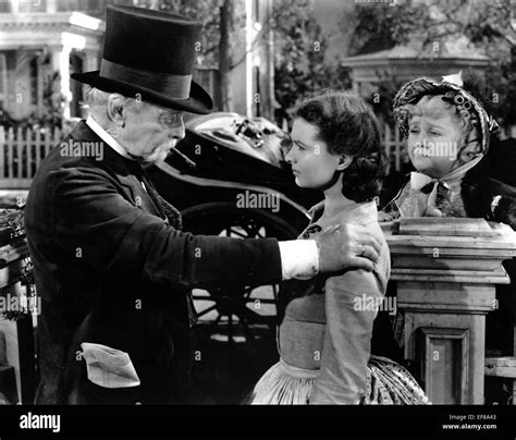 HARRY DAVENPORT, VIVIEN LEIGH, GONE WITH THE WIND, 1939 Stock Photo - Alamy