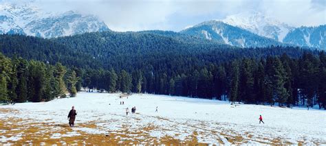 Pahalgam in Winter – A must Wintry Trip to Kashmir