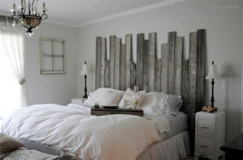 22 Awesome DIY Rustic Headboards - Shelterness