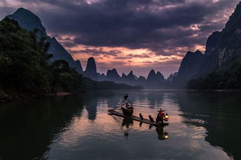 Discover the Beauty of China Li River on a Scenic Cruise 🛥️