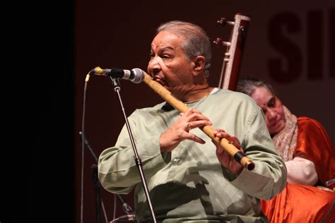 Besides Pure Classical Ragas, Hariprasad Chaurasia Worked on Experimental Music – raaggiri