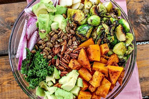 A Superfood Salad to Make Your Week Easy & Healthy! - Simply Taralynn