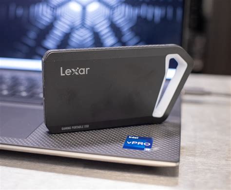 Lexar SL660 Blaze Gaming Portable SSD Review - StorageReview.com