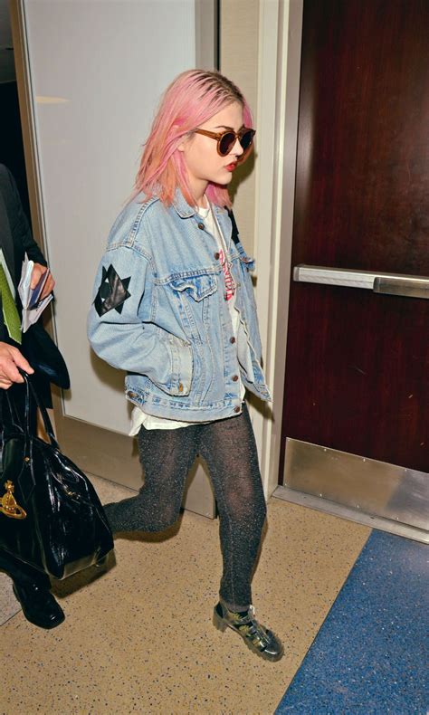 Frances Bean Cobain, Punk Outfits, Fashion Outfits, Beautiful Witch, Gorgeous, Grunge, Courtney ...