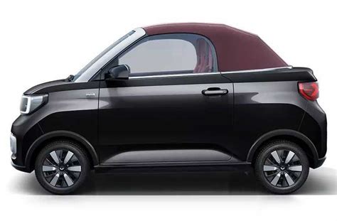 Wuling Mini EV Cabrio Unveiled In China