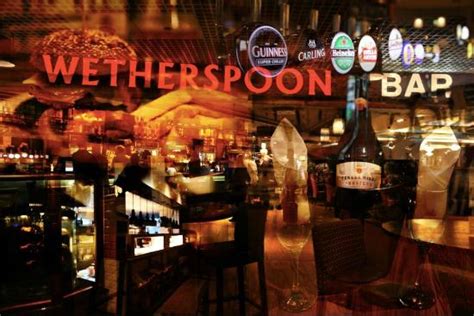 J D WETHERSPOONS BIRMINGHAM AIRPORT - Restaurant Reviews, Photos ...