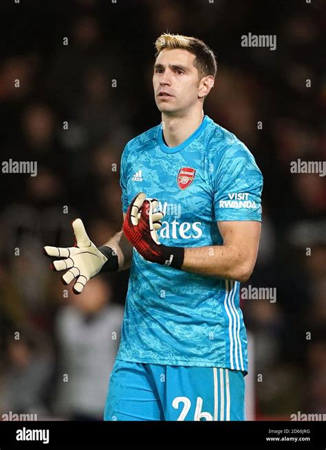 Arsenal goalkeeper Emiliano Martinez Stock Photo - Alamy