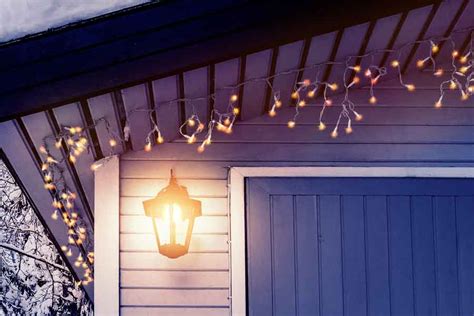 How Do You Hang Christmas Lights Around Garage Doors?