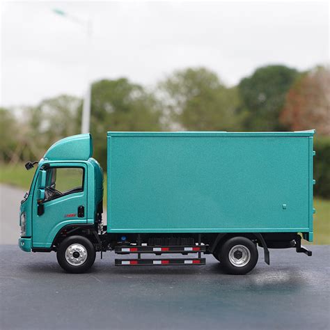 Original factory Shaanxi Shacman 1:24 Diecast Xuande Wing 9 Light van – Classic Models Wholesale ...