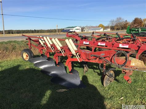 IH 720 Plow for Sale | Farms.com