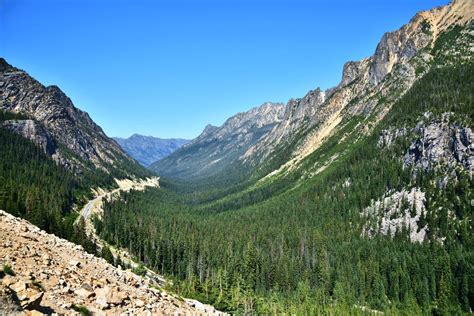 13 North Cascades National Park Trails That Will Make You Surrender To ...