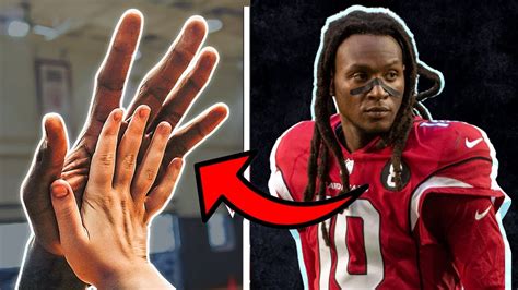 10 Biggest Hands In NFL History