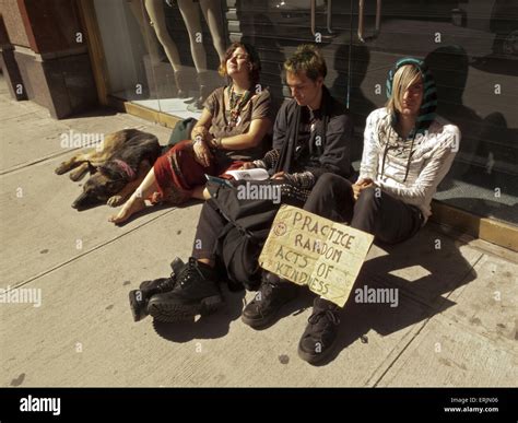 Homeless beggar new york city hi-res stock photography and images - Alamy