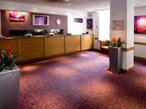 Best Price on Premier Inn London County Hall in London + Reviews