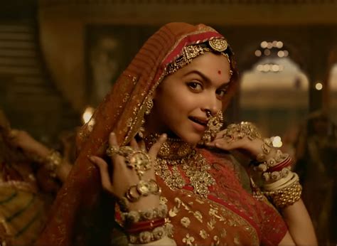 Padmavati new stills: Deepika Padukone defines beauty in these pictures ...