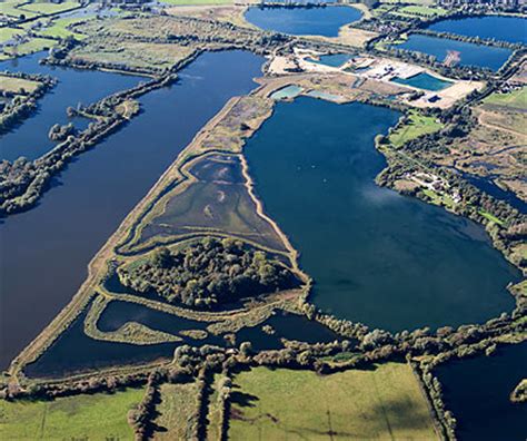 Cotswold Water Park - Oaksey Village