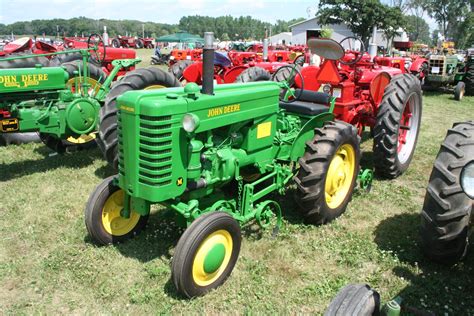 John Deere M - Manual pdf, price for sale, specifications, pictures and video review