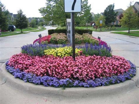 Flower Bed Installations and Designs - Begonia Brothers - Northville Michigan | Flower garden ...