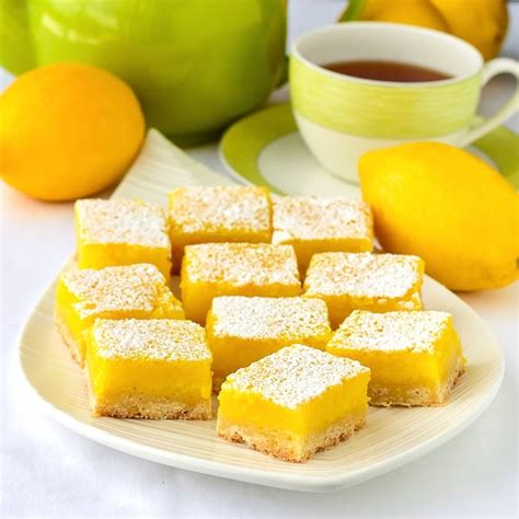 Super Easy Lemon Bars. New & improved with only 5 simple ingredients!