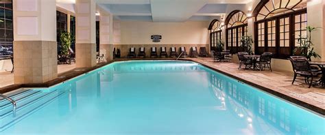 Nashville Hotels - Embassy Suites Nashville Airport