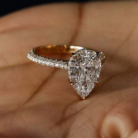 32 Stunning Pear Shaped Diamond Engagement Rings - The Glossychic