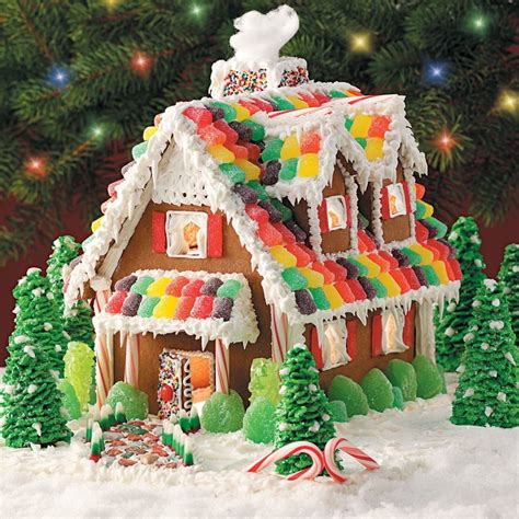 25+ Best Christmas Gingerbread Houses - This Tiny Blue House