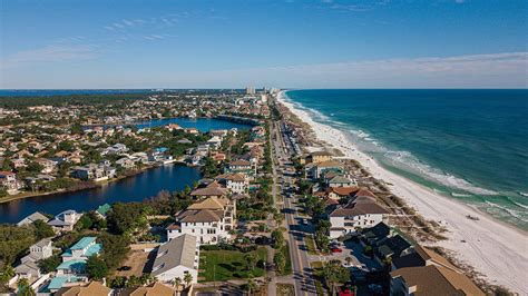 Eight Top-Rated Places to Live in the Florida Panhandle in 2022 - Richr