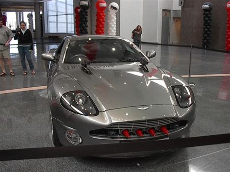 aston martin emblem : Dallas Car Show 2003 : Car Pictures by CarJunky®