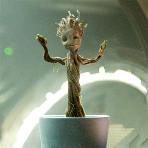 VIDEO: Guardians Of The Galaxy Dancing Baby Groot - Vannen Watches