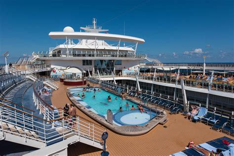 Main Pool on Royal Caribbean Oasis of the Seas Cruise Ship - Cruise Critic