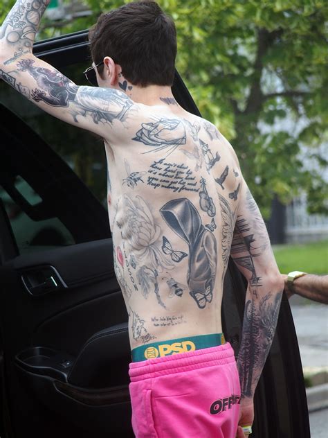 Does Pete Davidson have a Hillary Clinton tattoo? | The US Sun