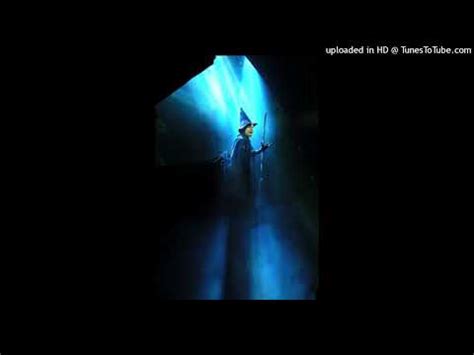 Idina Menzel - Defying Gravity (West End) - YouTube