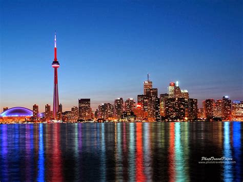 5-five-5: CN Tower (Toronto - Canada)