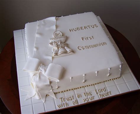 First Communion cake | This cake was a repeat design from a … | Flickr