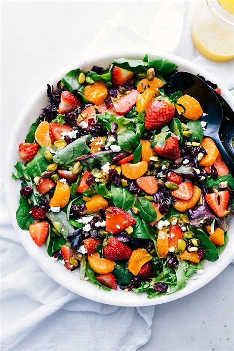 Strawberry Salad {With a Citrus Vinaigrette} - Chelsea's Messy Apron