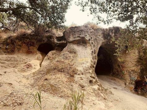 The Spooky Hiking Trail In Southern California, Vanalden Cave Trail, Will Lead You Straight To A ...