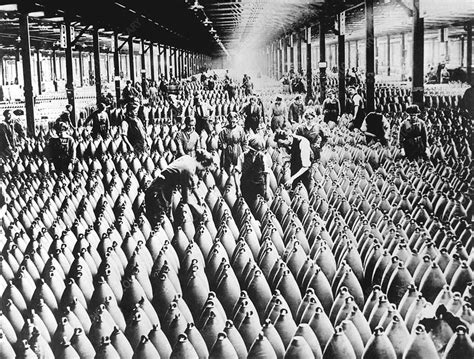 First World War munitions factory - Stock Image - V200/0214 - Science Photo Library